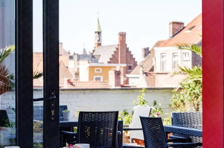 Ghent River Hotel Terras